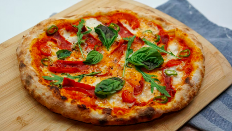Hoe maak je een authentieke Italiaanse pizza?