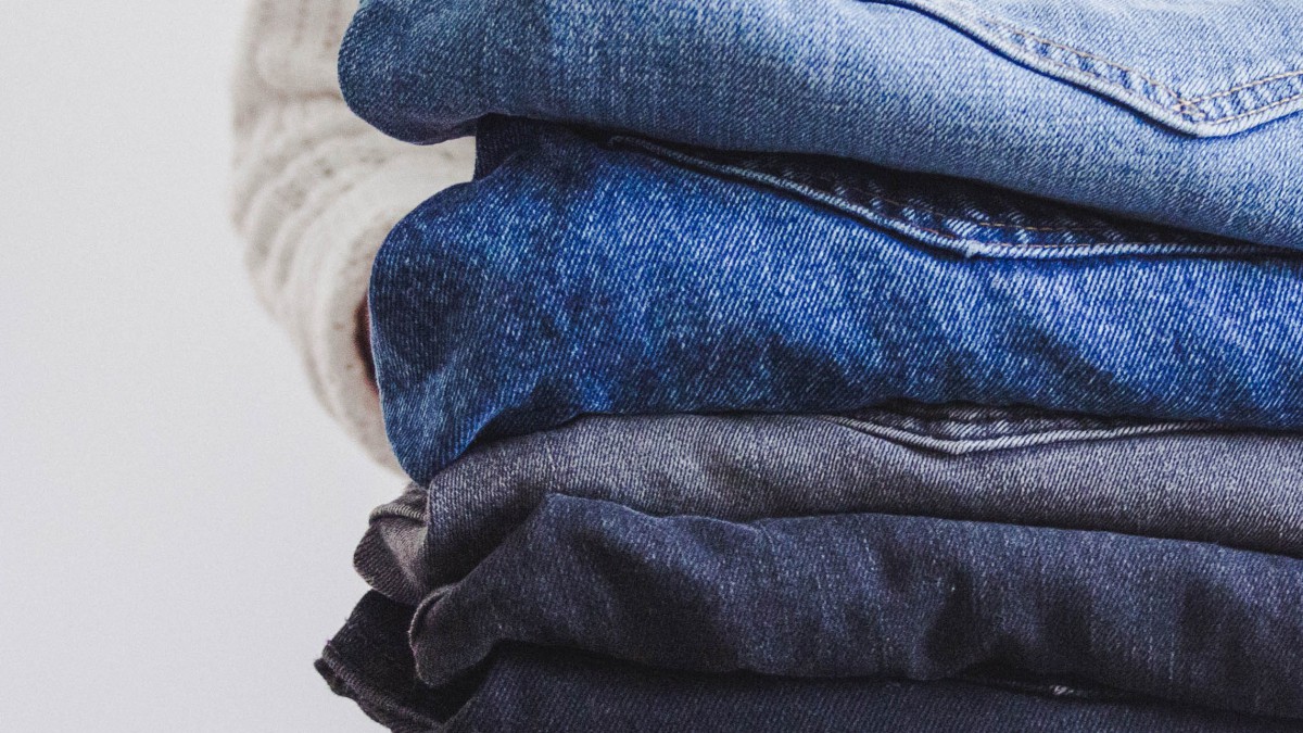 Hoe kan je duurzaam omgaan met kleding?